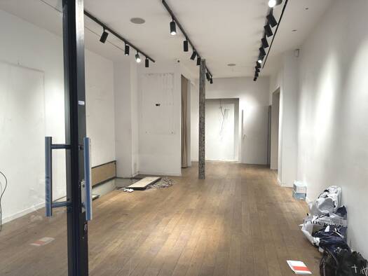 Boutique à louer — Paris 17e · selon la fiche SeLoger